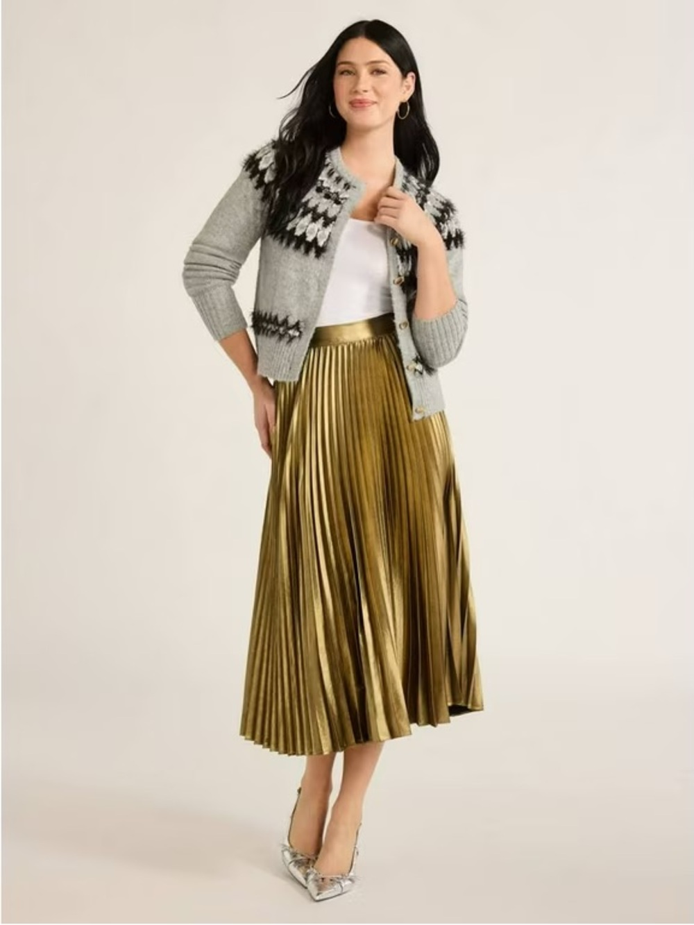 Free Assembly
Women’s Pleated Metallic Maxi Skirt (Gold) - Picture 7 of 7